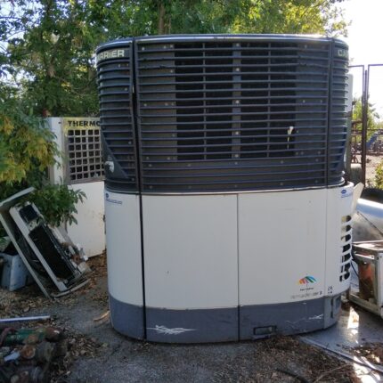 Phoenix Ultra XL trailer refrigeration unit, buy trailer refrigeration unit online, refrigeration units for trailers, trailer refrigeration specifications, temperature control units for trailers, high-performance trailer refrigeration, commercial trailer refrigeration units, refrigerated trailer systems, food service refrigeration units, pharmaceutical transport refrigeration, energy-efficient trailer refrigeration, maintenance of trailer refrigeration units, installation of refrigeration units for trailers, reliable refrigeration solutions, portable refrigeration for trailers, trailer refrigeration systems reviews, power options for trailer refrigeration units, cooling capacity of trailer units, temperature alarms for refrigerated trailers, eco-friendly refrigeration solutions, purchasing refrigeration units online, trailer refrigeration buying guide, truck refrigeration units, commercial trailer cooling systems, refrigerated transport solutions, refrigeration equipment for food transport, Phoenix Ultra XL features, safety features in trailer refrigeration units, comparing trailer refrigeration units